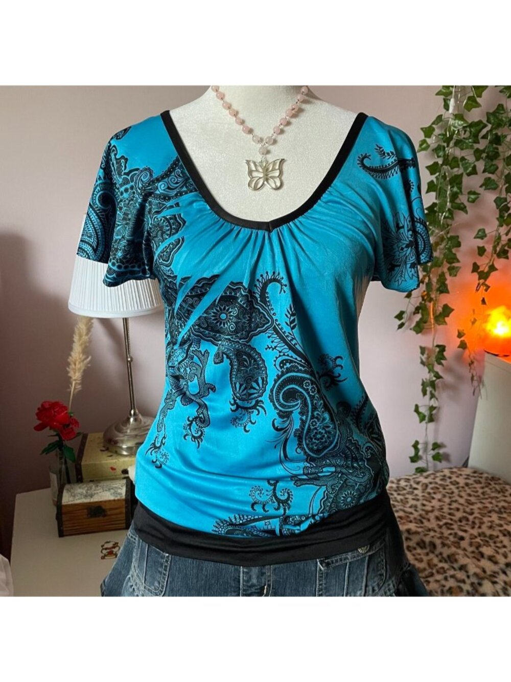 2000s Majora blue paisley print top